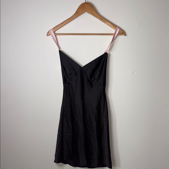 Victoria's Secret Black Chemise with Pink Straps - Picture 1 of 3